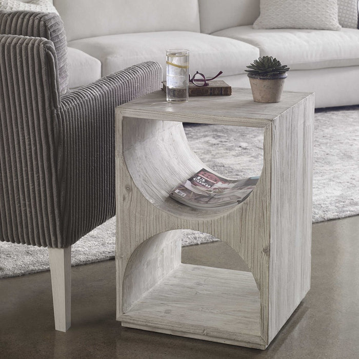 HANS SIDE TABLE