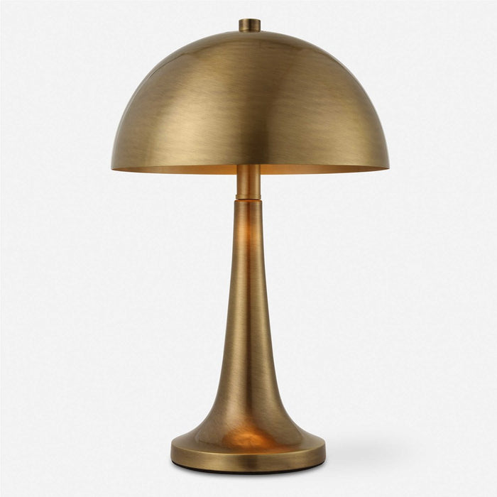 DAME TABLE LAMP