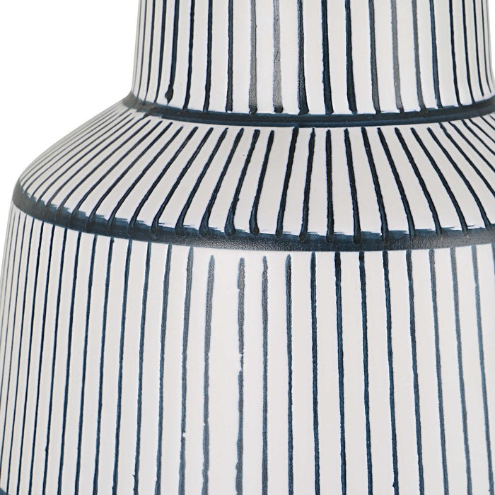 BRETON TABLE LAMP