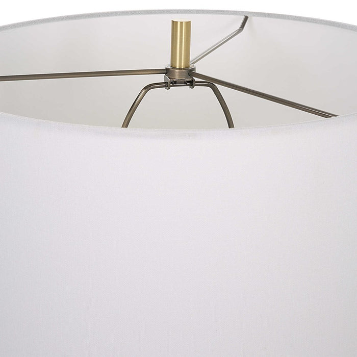 RUSE TABLE LAMP