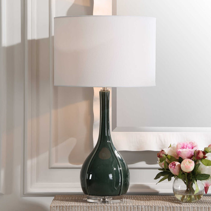 ESSEX TABLE LAMP