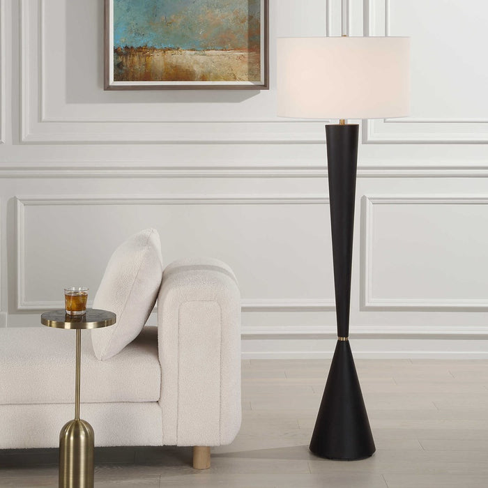 LAYLA FLOOR LAMP