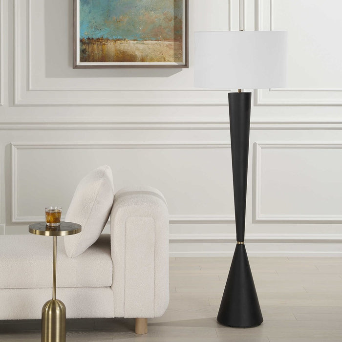 LAYLA FLOOR LAMP