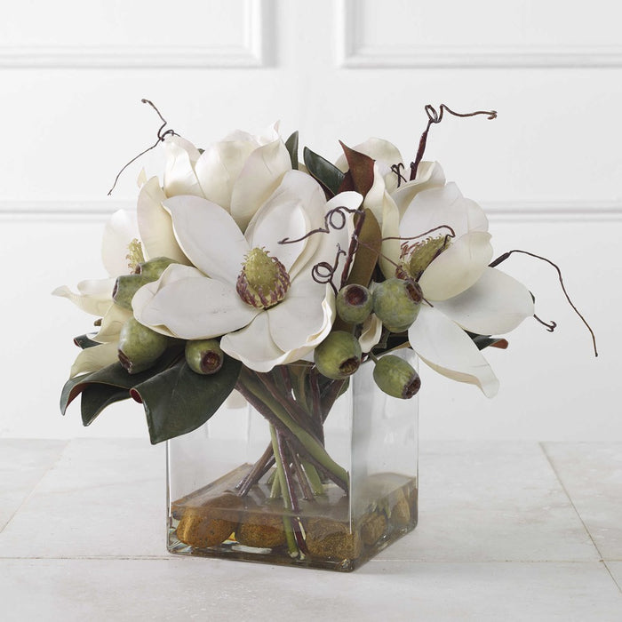 DOBBINS MAGNOLIA BOUQUET