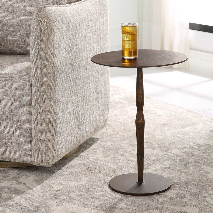 INDUSTRIA ACCENT TABLE