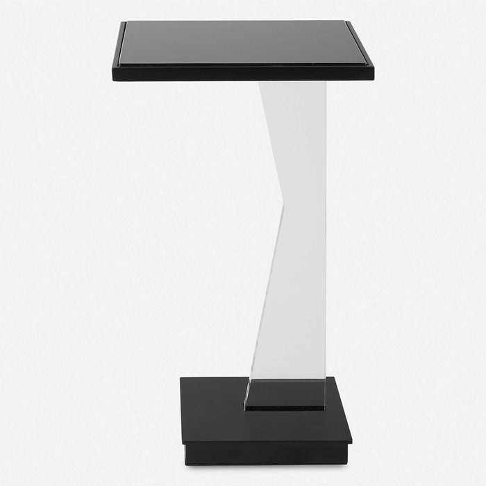 ANGLE ACCENT TABLE