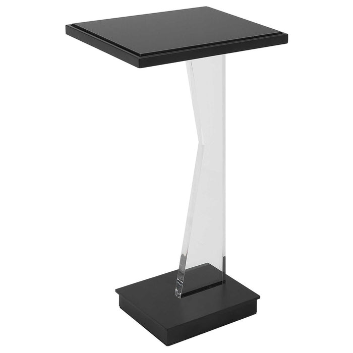 ANGLE ACCENT TABLE