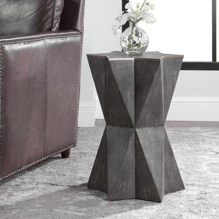 CAPELLA ACCENT TABLE, GRAY