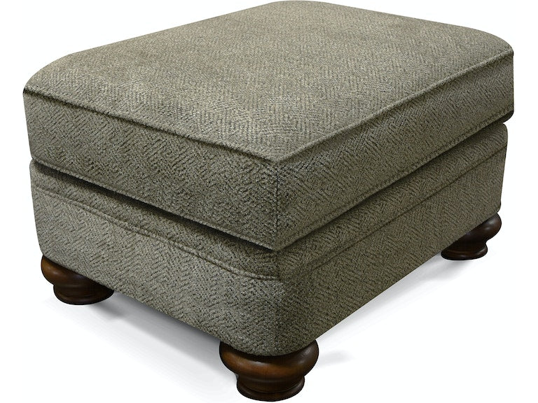 5Q07 Reed Ottoman