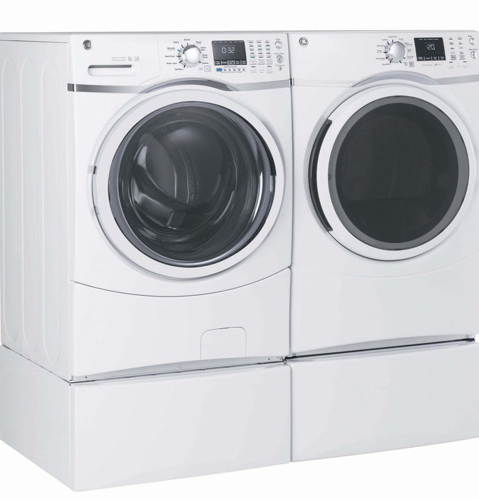 GE® 7.5 cu. ft. capacity Front Load gas dryer with steam